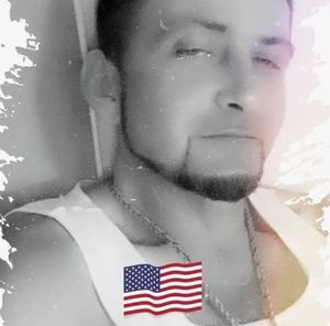 Meet your Posher, Mitchell